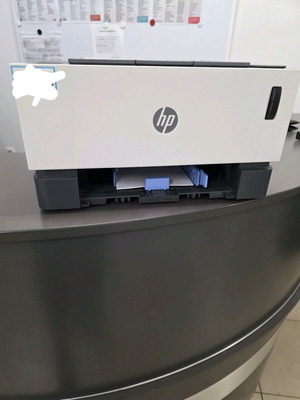 Μονόχρωμος εκτυπωτής Laser, ελάχιστα χρησιμοποιημένος, με γραφίτη 5000 σελίδων