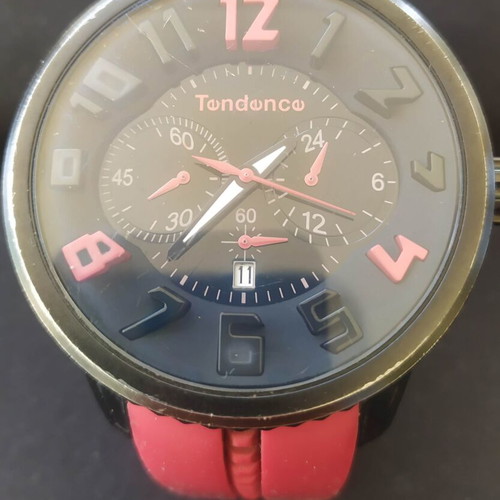 Tendence Round Gulliver Chronograph men's watch used, black and red