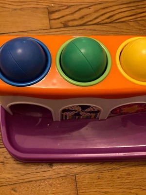 Jumbo baby toy with balls used