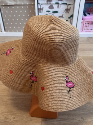 Flamingo Hearts Wide Brim Straw Sun Hat like new, beige