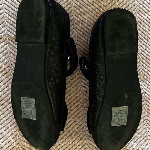 Twitty ballerinas used black size 33 for girls