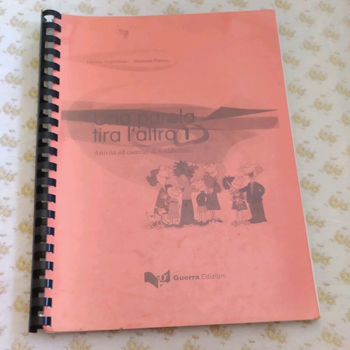 Italian book like new, 187 pages, 30x22 cm