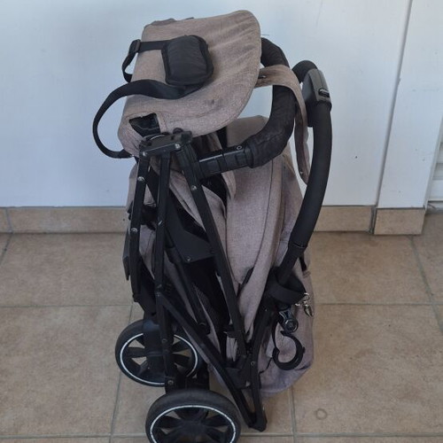 Baby stroller for up to 4 years, foldable cabin luggage size