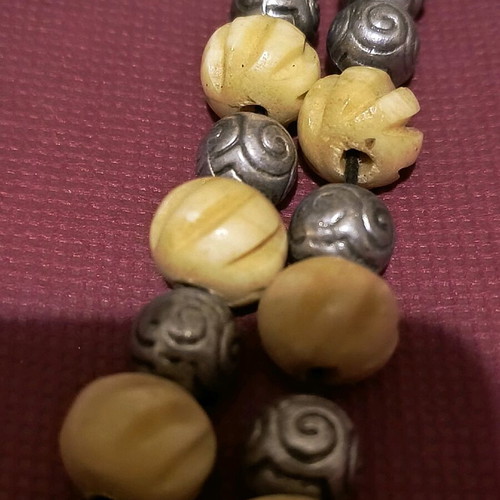 Handmade worry beads with ram horn like new