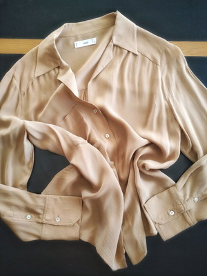 Beige Mango shirt straight fit like new, size S