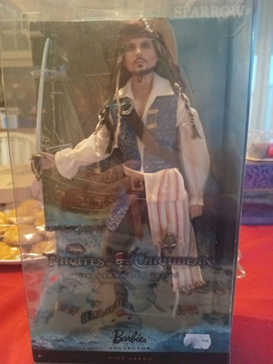 Barbie Collection Captain Sparrow κλειστό στο κουτί του