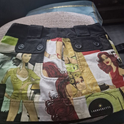 Mini Skirt Custo Barcelona new with pop-art print, size M