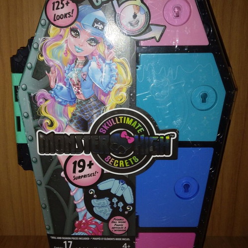 Monster High 2023 Skulltimate Secrets Wave 1 Lagoona Blue doll like new