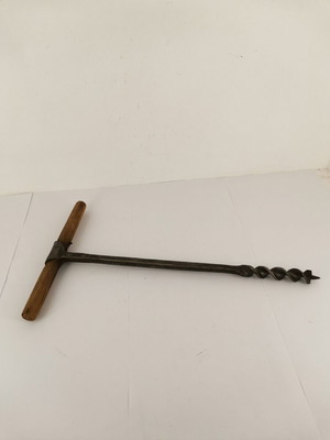 Bourgu wood drill used, circa 1920