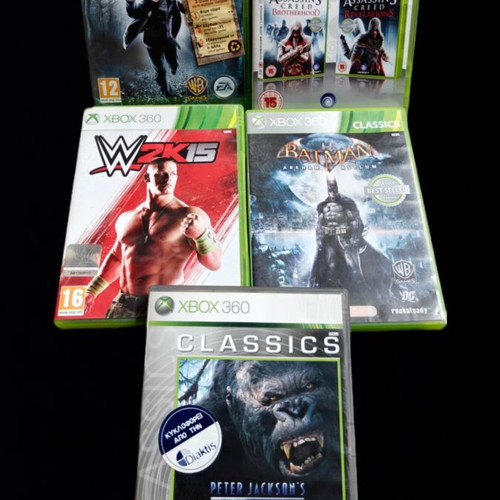 Xbox 360 game bundle like new with Harry Potter, King Kong, Assassin's Creed