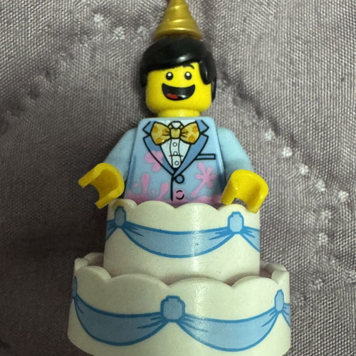 Lego mini figure like new, original