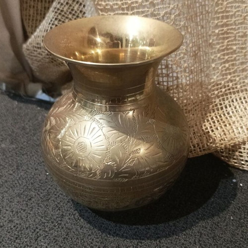 Copper vase carved used