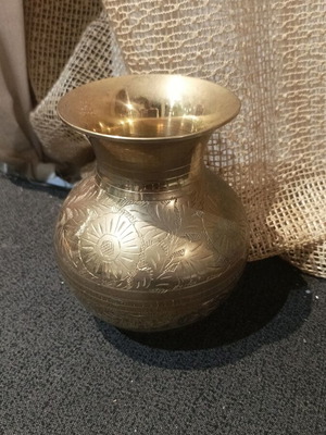 Copper vase carved used