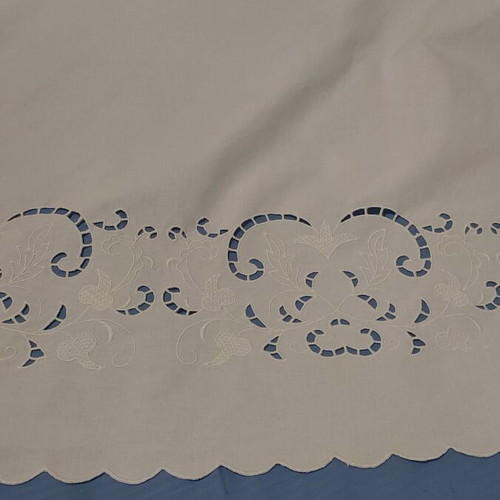 White Embroidered Curtain 100% Cotton Like New, 180x150 to 190cm