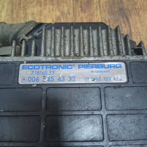 Engine computer ECU Mercedes-Benz 124 T-Model 0065454332 used