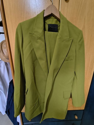 Zara women's suit brand new for office use
