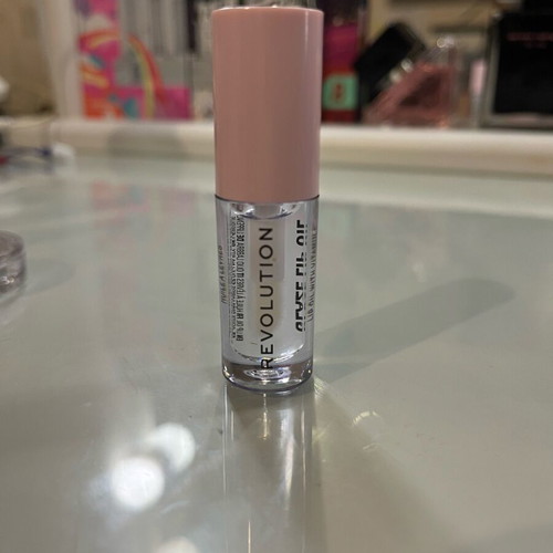Make Up Revolution Lip Oil unused