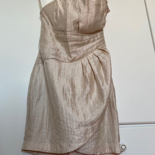 Βραδινό στραπλες φόρεμα H&M σε ανοιχτό χρυσό, καινούργιο, μέγεθος EU 40