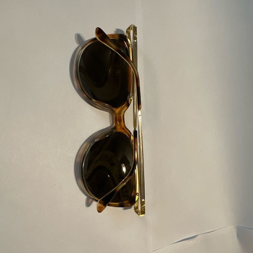 Vogue Women's Vintage Sunglasses Tortoise Brown Made in Italy New