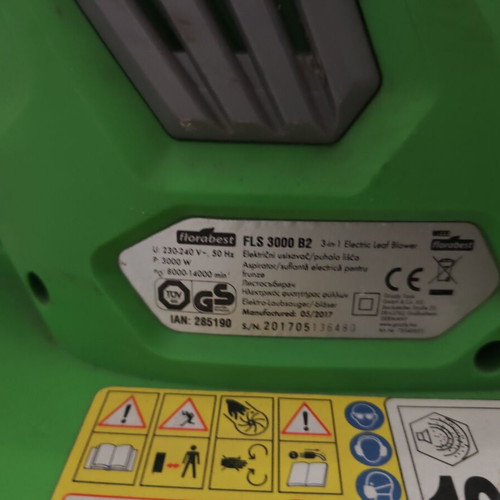Large corded leaf blower like new