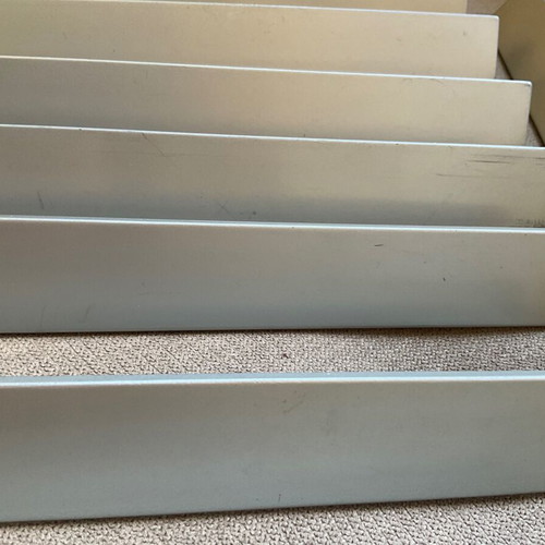 Set of 10 aluminum handles for cabinets
