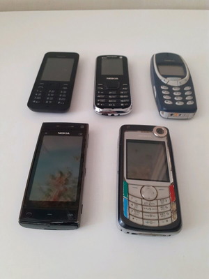 Nokia old cell phones used, set of 5 pieces
