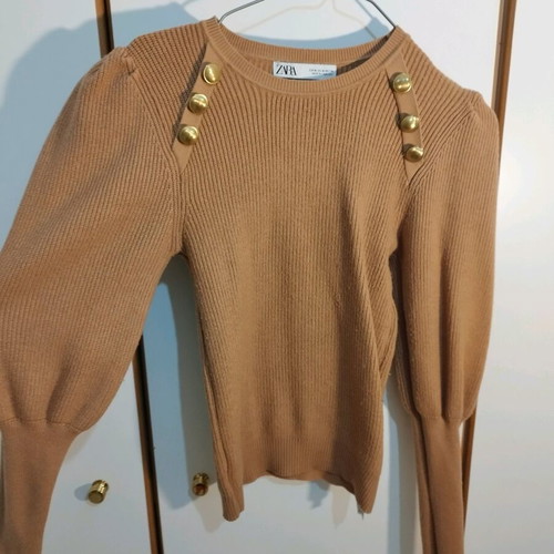 Zara elastic knit camel sweater like new with gold buttons size medium