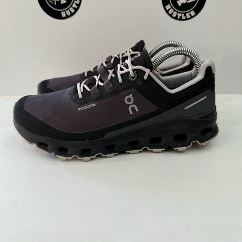 On Cloud sports shoes size 38, gray
