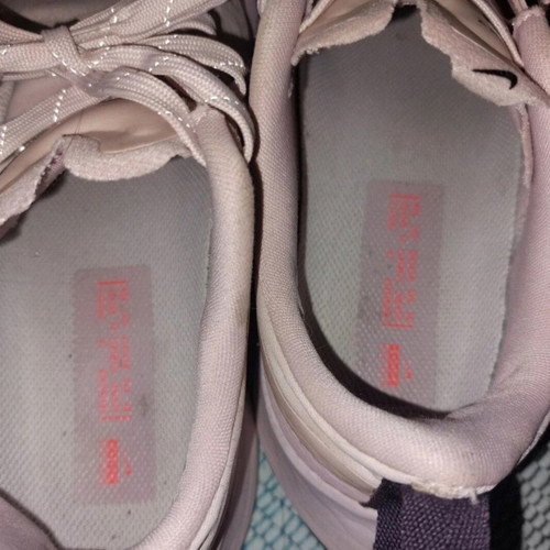 Nike Run dusty pink athletic shoes used, size 40.5