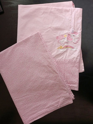 Baby crib sheets used, set of 2 pieces