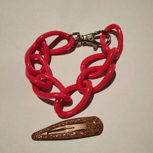 Pop style plastic pink chain bracelet new with pink glitter hair clip gift