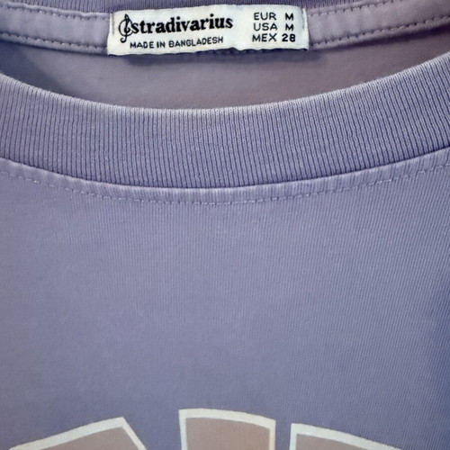 Stradivarius cotton t-shirt medium, like new, lilac with empathy print
