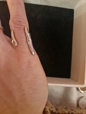 Nasilia ring like new