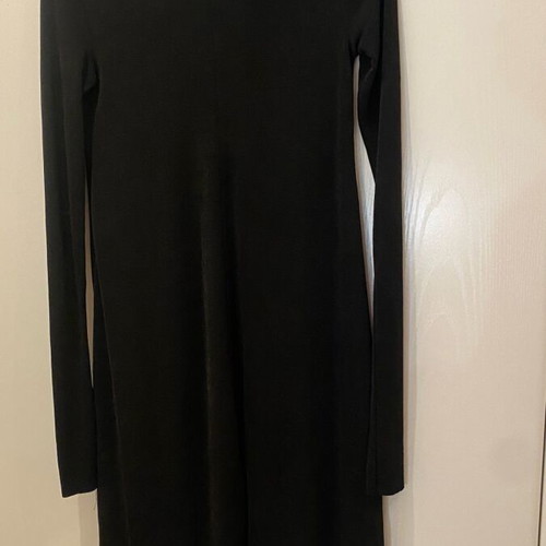 Stradivarius black dress like new, good quality