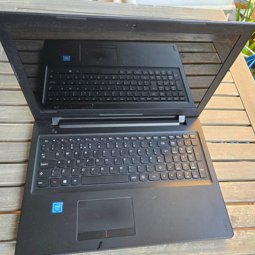 Laptop Lenovo ideapad 300 μεταχειρισμένο με Windows 11, 4GB RAM, 500GB HDD