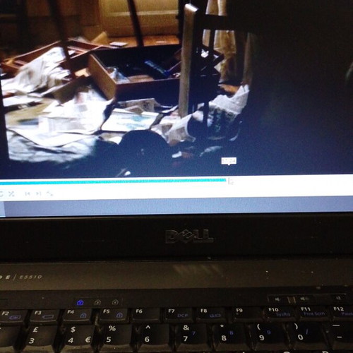 Lulu on the bridge DVD used, social genre, subtitles