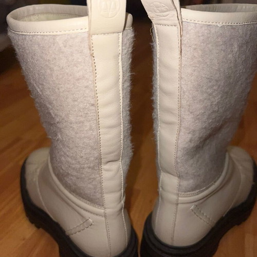 Massimo Dutti leather boots new, size 36, cream