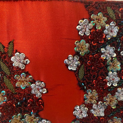 Handbag with embroidery and sequins