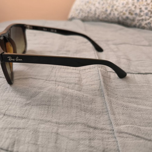Ray-Ban RB4147 Boyfriend Sunglasses new, Black on Brown frame