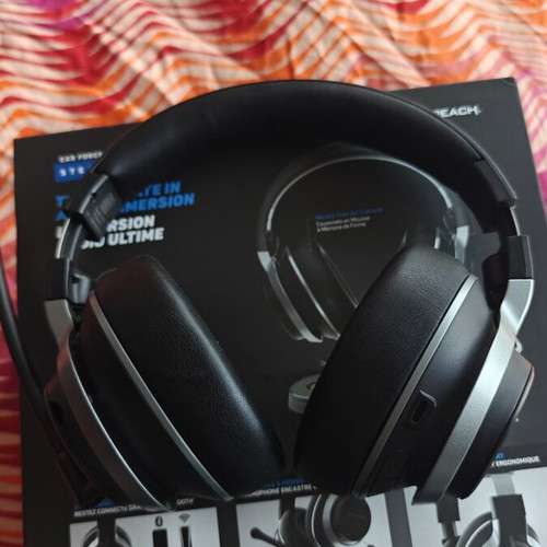 Turtle Beach Stealth Pro wireless gaming headset like new