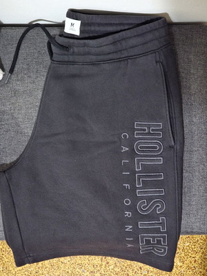 Βερμούδα σορτς ανδρική Hollister μαύρη medium σαν καινούργια