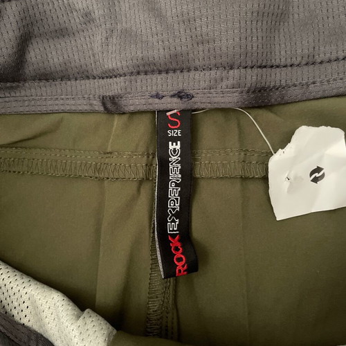 Rock Experience shorts women's small new, olive green with pink details