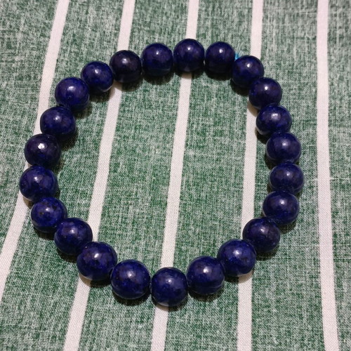 Bracelet with dark blue beads new with elastic band