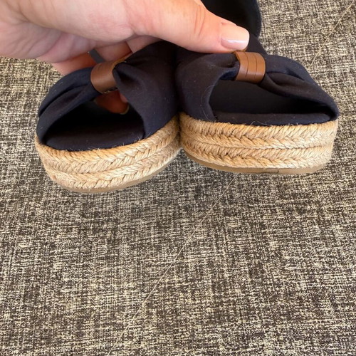Tommy Hilfiger women's sandals size 37, blue