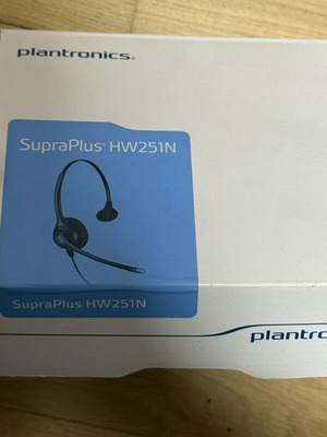 Headset microphone used