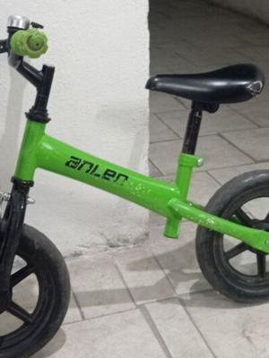 Balance bike for kids, green