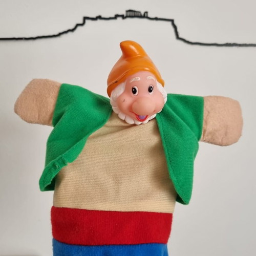Puppets in good condition, pack of 5 pieces