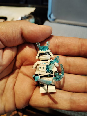 Lego Ninjago Zane μεταχειρισμένη φιγούρα