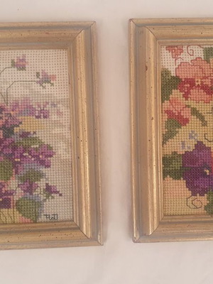 Embroidery paintings used, set of 2 pieces 13cm x 16cm