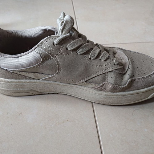 Pull & Bear beige sneakers size 42 like new